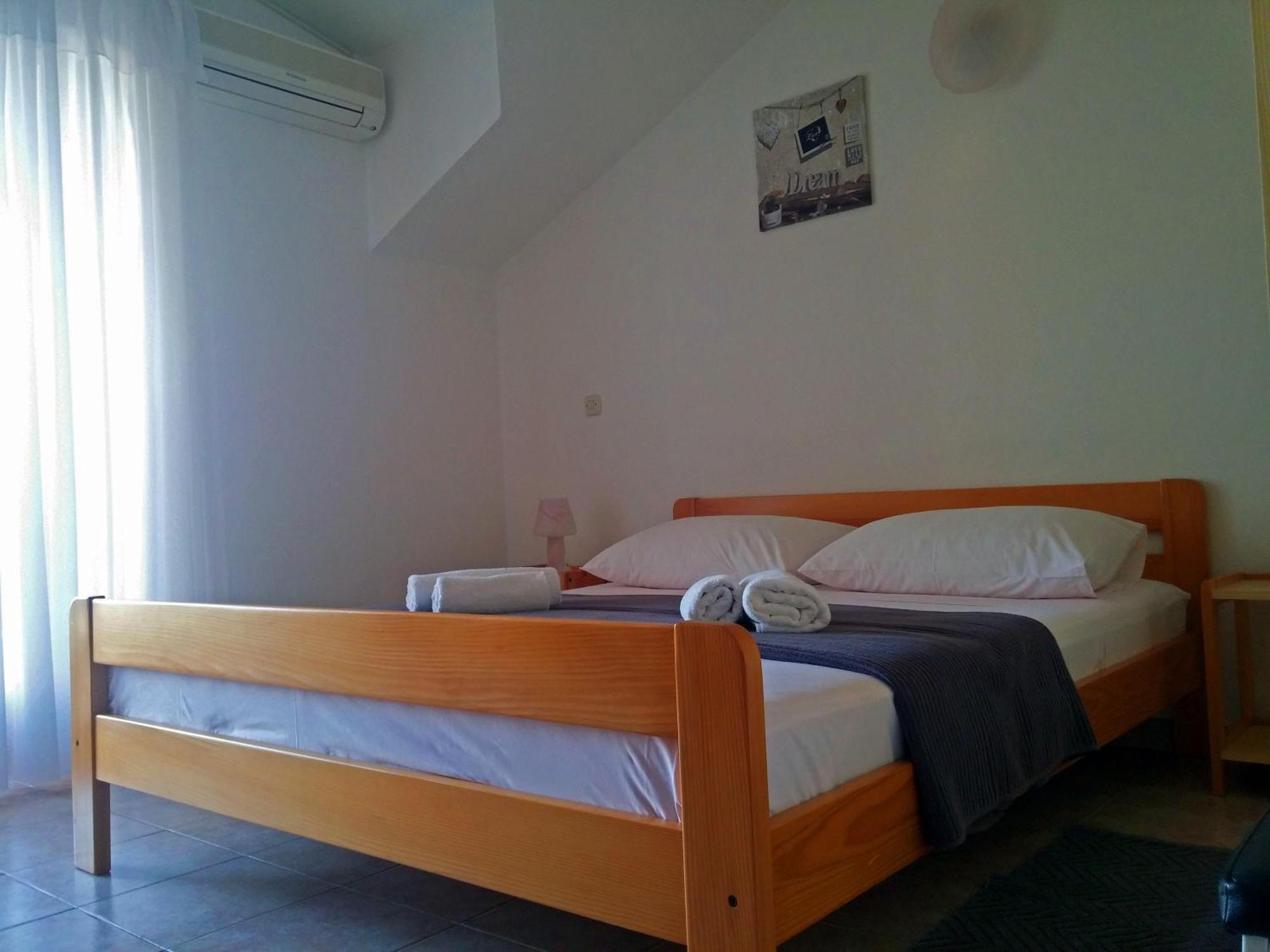 Apartments And Rooms Saric 야드리야 객실 사진